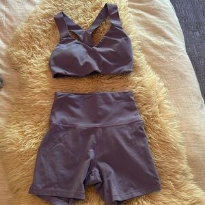 Workout set from Arie